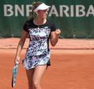 Mertens voor het eerst naar vierde ronde in Parijs na knalprestatie tegen Gavrilova