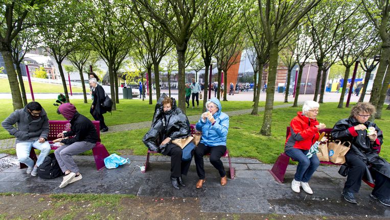 Druilerig Maar Het Weer Wordt Geleidelijk Beter In Amsterdam Het Parool
