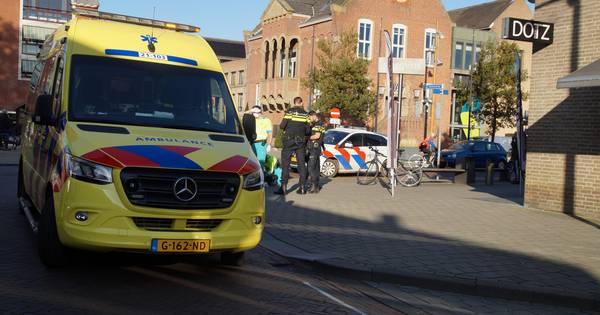 Fietser gewond bij botsing op kruising in Drunen.