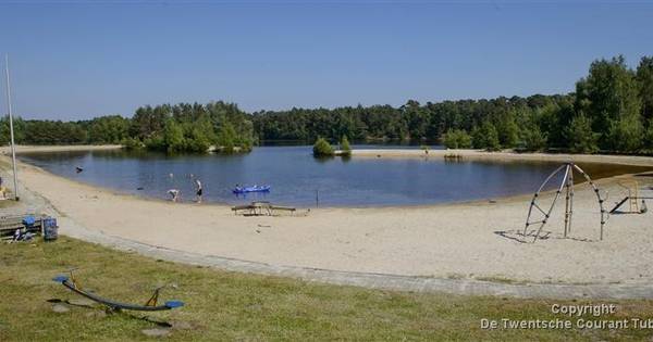 Spartelvijver Sibculo weer open voor zwemmers | Twenterand - Tubantia