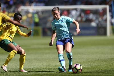 Jubilerende Spitse helpt Oranje aan eerste zege van 2019