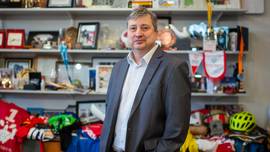 Ludo Van Campenhout stopt als schepen na nieuwe opname in afkickkliniek: “Gecontroleerd drinken: dat gaat niet. Het is alles of niks” 