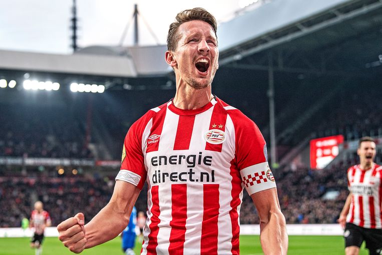 Psv Spits Luuk De Jong Verhuist Naar Spanje Voor Mooi Totaalplaatje Sevilla Voldoet Aan Alle Wensen De Volkskrant