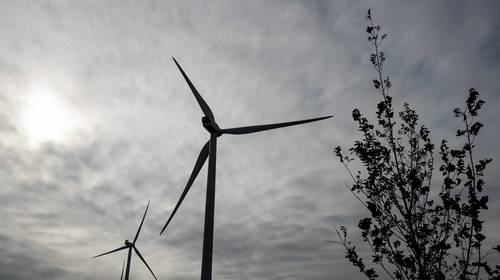 “Windmolenbouwers rijven miljoenen binnen met sjoemelsoftware”: minister Demir ontdekt grootschalig misbruik subsidies