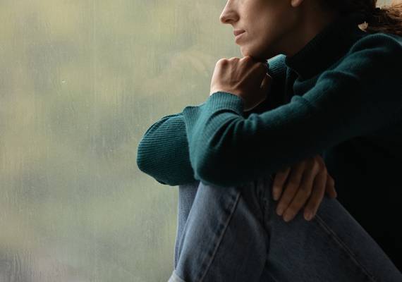 Joëlle (41): “Mijn schoonmoeder zei dat ik haar verjaardag verziekte met mijn aanwezigheid”