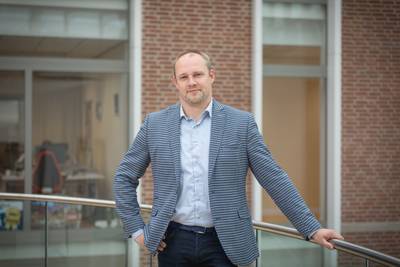 Gudden verkiest gezin boven de stad Wageningen