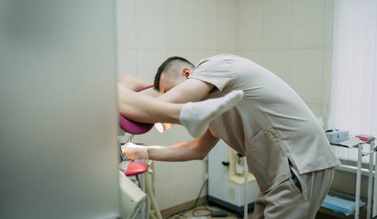 Nieuwe meldingen grensoverschrijdend gedrag door gynaecoloog: ziekenhuizen zetten hem op non-actief