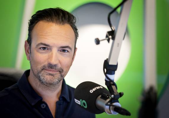 Gerard Ekdom schreef een héérlijk Libelle-lied ter ere van onze 90e verjaardag