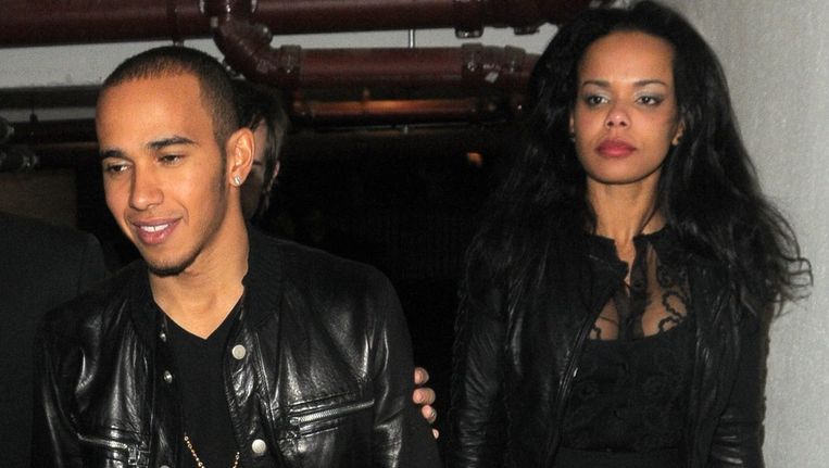 Hamilton Lewis Haare - Wie is dit? Hamilton lijkt al over breuk met Nicole te ...