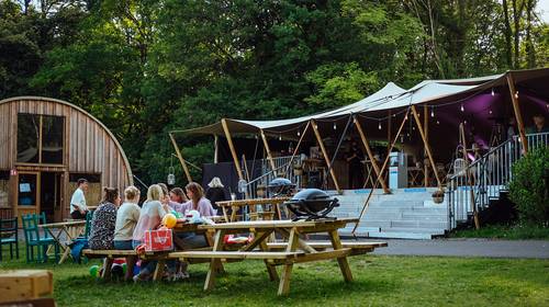 “Campings in de Ardennen zo goed als vol tot 15 augustus”