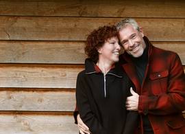 Astrid van ‘B&B vol liefde’ onthult bijzondere dresscode voor bruiloft