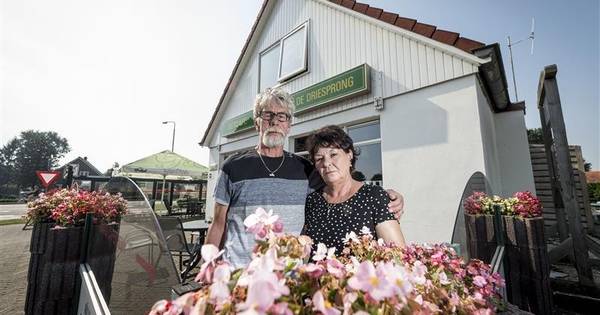 Uitbaters De Driesprong Westerhaar dragen stokje over | Twenterand - Tubantia