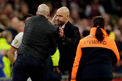 Ten Hag geniet van zijn ploeg én van boosheid Ziyech bij wissel