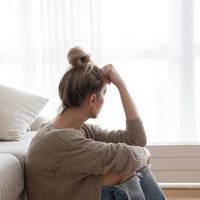 Eline (43) werd verkracht tijdens haar nachtdienst: De man bleef maar doorgaan”
