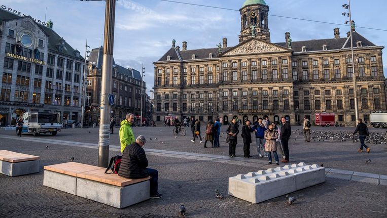 Amsterdam Plaatst Betonblokken Op De Dam En Leidseplein Het Parool