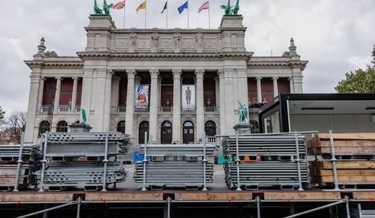 Technorave in Antwerpen-Zuid stuit op protest: ‘Opleving van de buurt? Dat hebben we absoluut niet nodig’