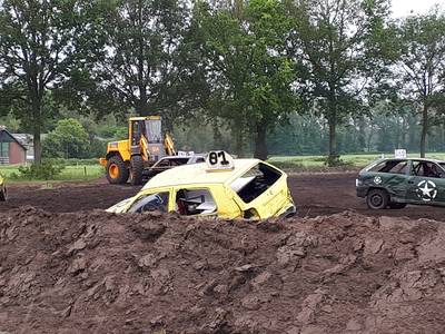 Zomerfeesten Hoeve trappen af met veel publiek