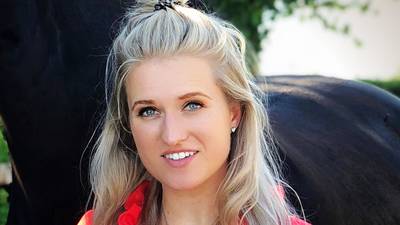 Trotse Britt Dekker naar NK dressuur