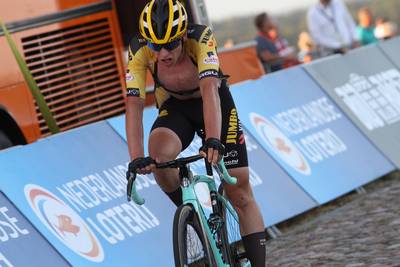 Lars Boven wint in Baltyk Tour