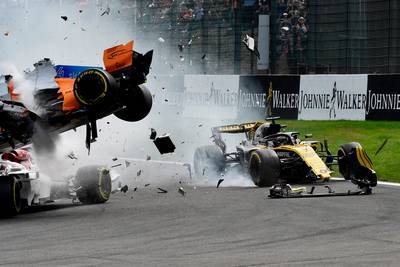 Tien plekken gridstraf voor Hülkenberg na crash