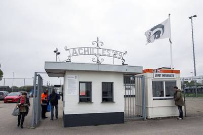 Noodlijdend Achilles'29 wil geld lenen bij de leden