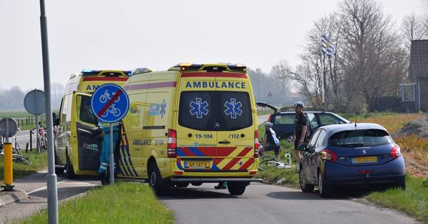 Meerdere wielrenners gewond bij valpartij in Nieuwerkerk
