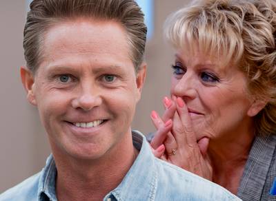 Simone Kleinsma en Danny De Munk in The Passion-concert