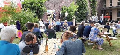 Havo Notre Dame: diploma-uitreiking tóch buiten