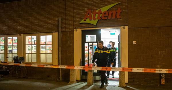 Hilversum : Gewapende overval op supermarkt waar mensen met een verstandelijke beperking, lichamelijk beperking en niet-aangeboren hersenletsel werken.