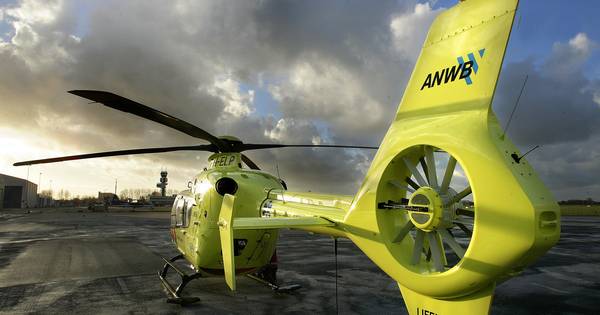 Traumahelikopter rukt twee keer uit voor ongevallen op Mennus Festival in Maren-Kessel - BD.nl