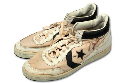 Schoenen Michael Jordan geveild voor ruim 190.000 dollar