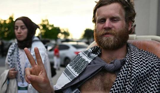 Belgische kapitein van Gaza Flotilla-vloot liep klaplong op bij gewelddadige Israëlische onderschepping: ‘Ik voelde dat ik opeens geen lucht meer kreeg’