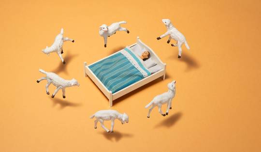 Een rekening van negen miljard euro en talloze gezondheidsklachten: waarom we wakker moeten liggen van insomnia