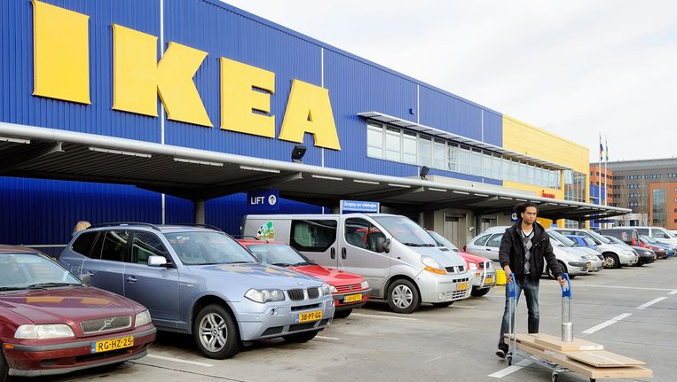 ikea zet elektrische vrachtwagens in amsterdam in het parool