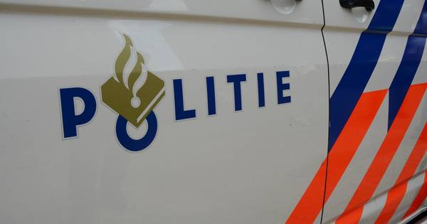 Man (19) en jongen (17) in Deurne bekeurd voor openbaar dronkenschap - Eindhovens Dagblad