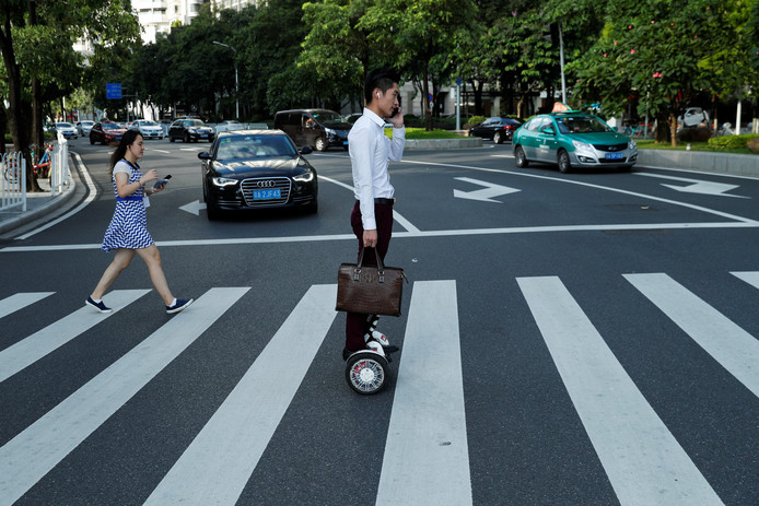 In China is de hoverboard al heel gewoon in het straatbeeld van grote steden.