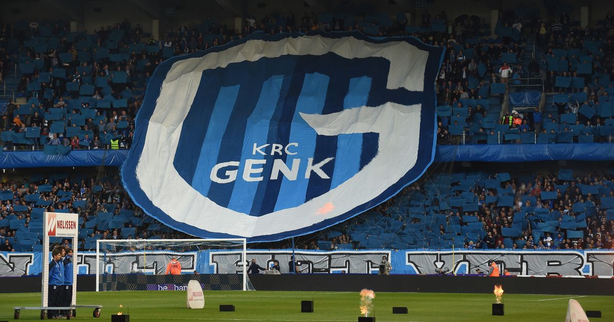 Genkse fans onthullen nieuw logo met tifo | Racing Genk ...