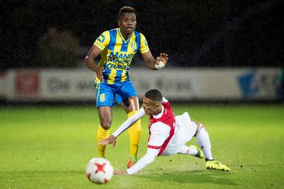 Jong Ajax verspeelt eerste punten tegen hekkensluiter RKC