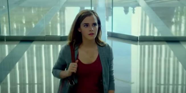 Emma Watson zit gevangen in deze trailer van The Circle