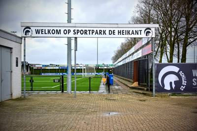 Curator zegt spelerscontracten Achilles’29 op