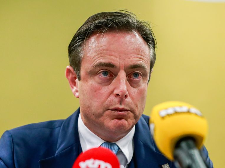 Bart De Wever erkent regering-Michel niet: "In elk normaal ...