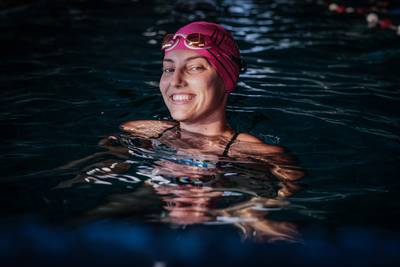 Deze zwemster is verkozen tot uniek sporttalent