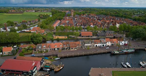 Religie gaat voor de economie in Elburg: winkels blijven dicht op zondag - De Stentor