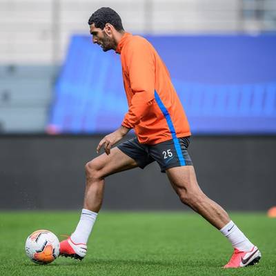 D&eacute;buts en fanfare pour Marouane Fellaini, auteur d'un tripl&eacute; renversant