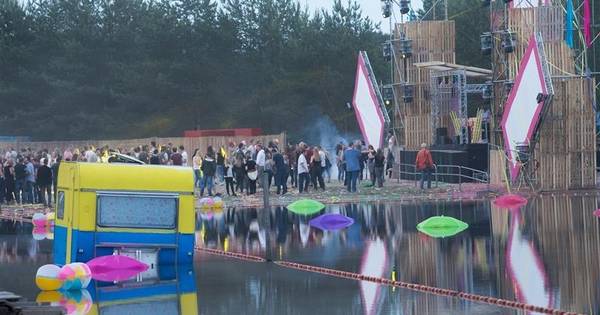 Festivalbezoekers onwel na Het Allermooiste Feestje in Sibculo - Tubantia