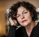 Waarom slaag ik er zo goed in me hier, alleen in Toscane, zo gelukkig te voelen? 