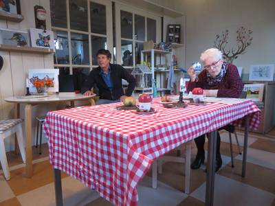 Diepenheimse acteurs roddelen er op los tijdens locatietheater ‘Achterumme’