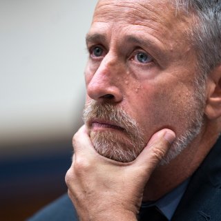 Emotionele Jon Stewart geeft Congres veeg uit de pan voor nalatigheid steun aan 9/11-hulpverleners