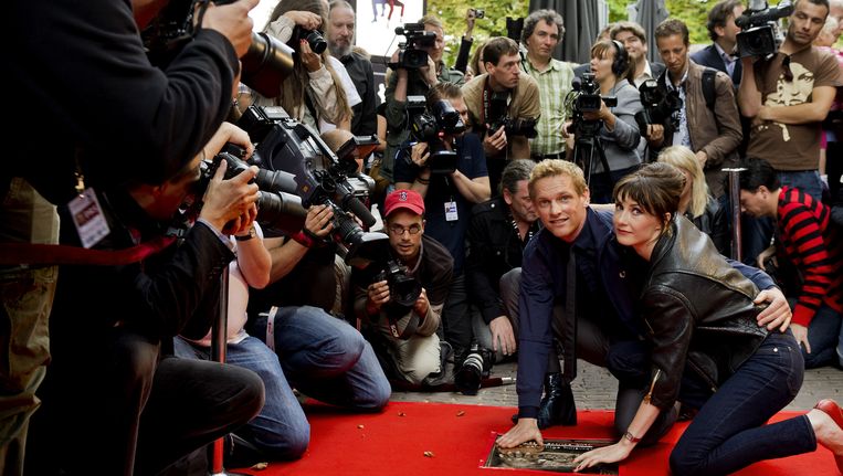 Barry Atsma En Elise Schaap Samen In Dramafilm Het Parool