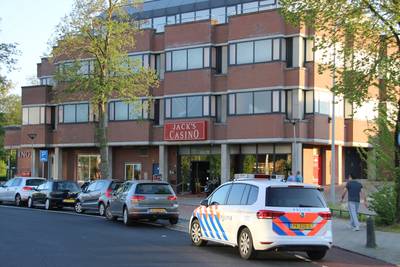 Man met mes pleegt overval op casino in Arnhem-Zuid